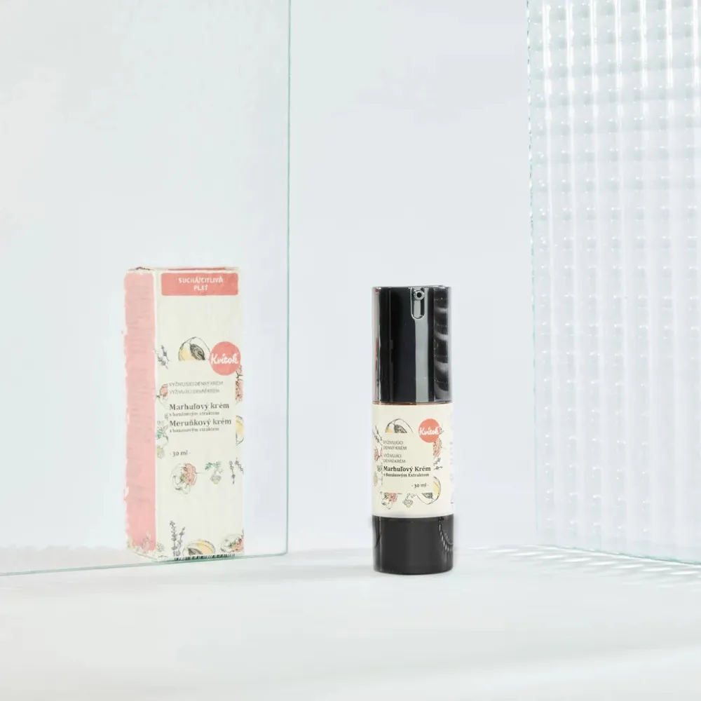 Kvitok Apricot dagcrème voor de gevoelige huid (30 ml) - verlicht irritatie en roodheid