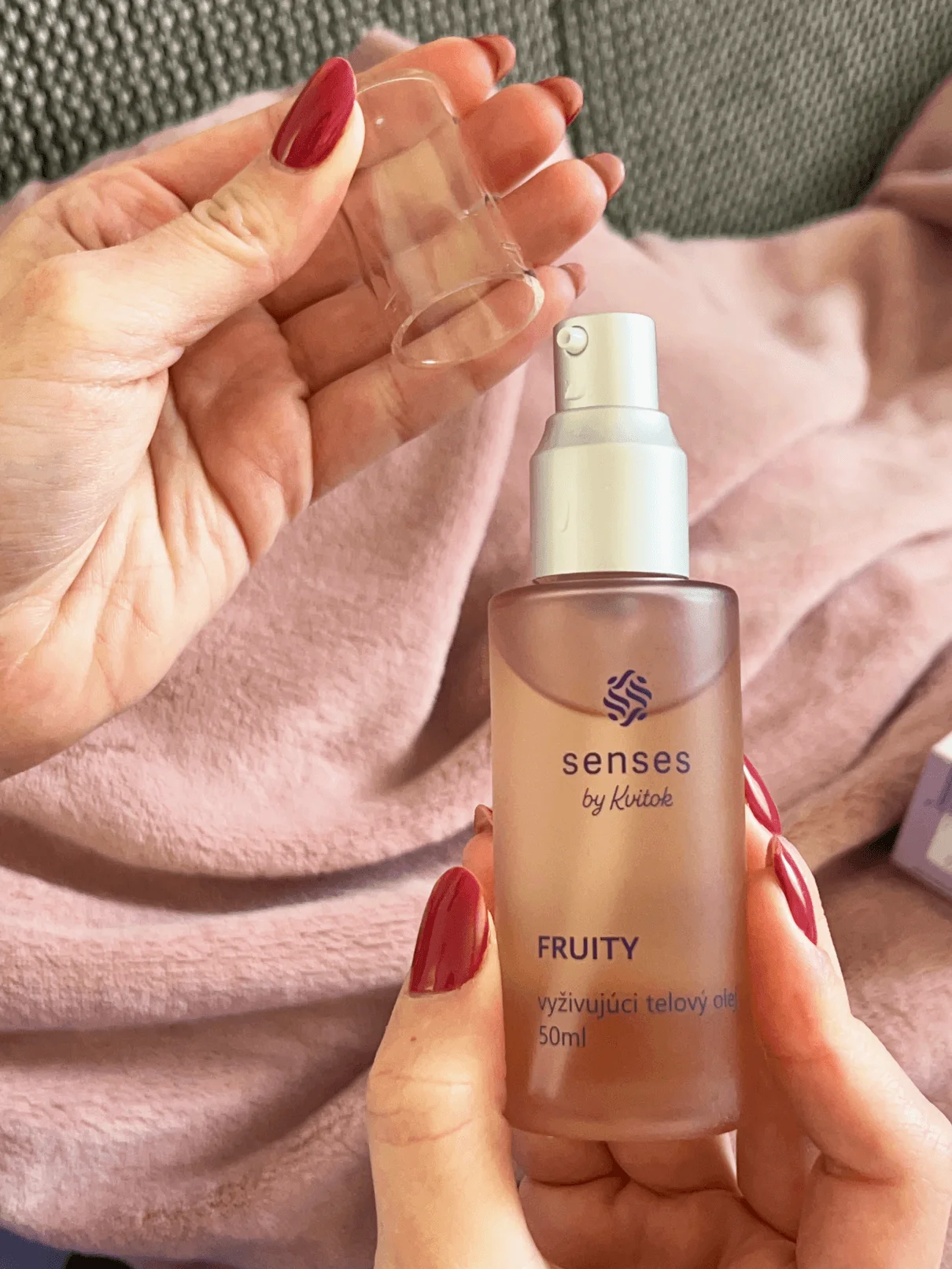 Kvitok Senses Huile corporelle nourrissante Fruity (50 ml) - au parfum de framboise, cassis et vanille