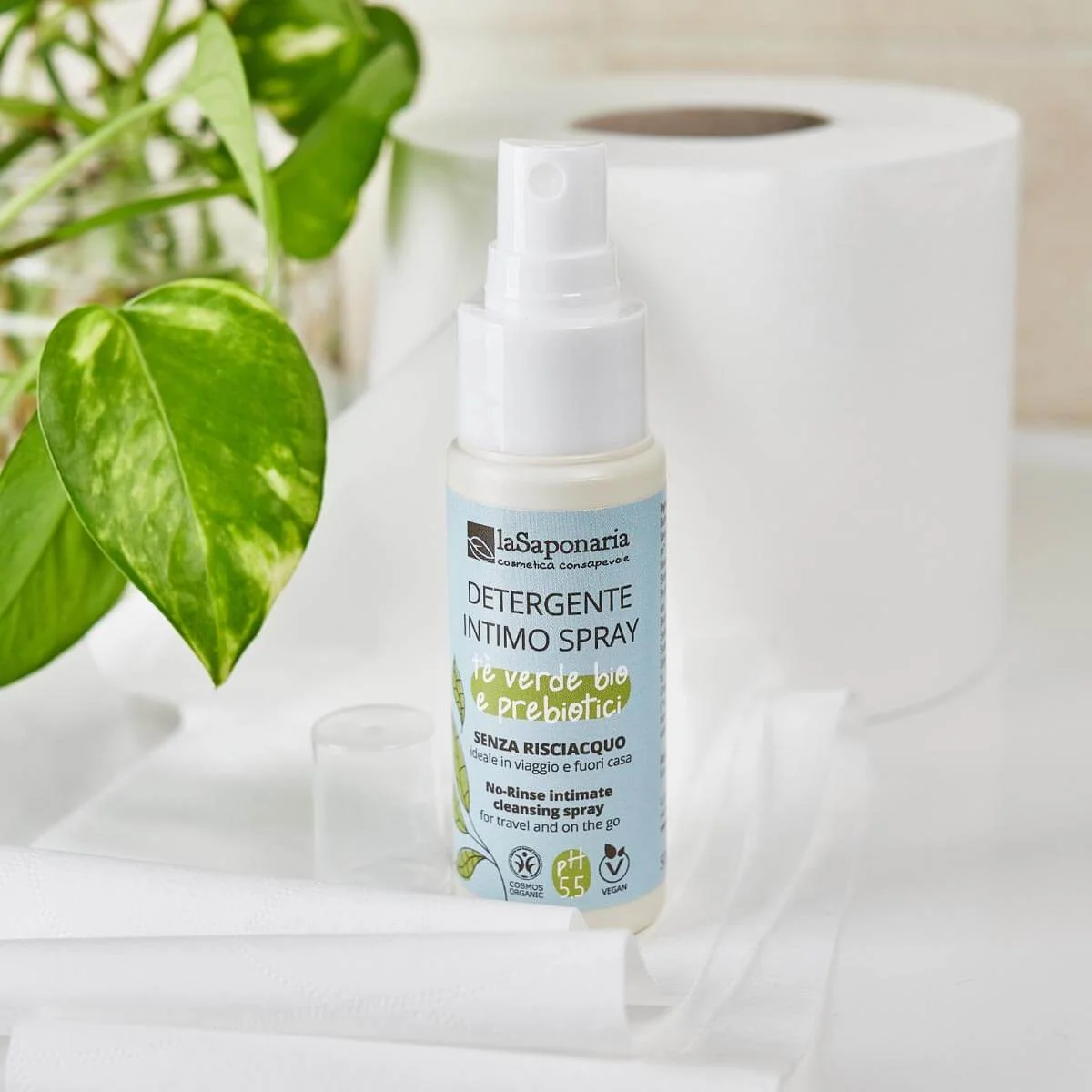 laSaponaria Spray intime sans rinçage au thé vert bio (50 ml) - hygiène intime rapide, à tout moment et partout