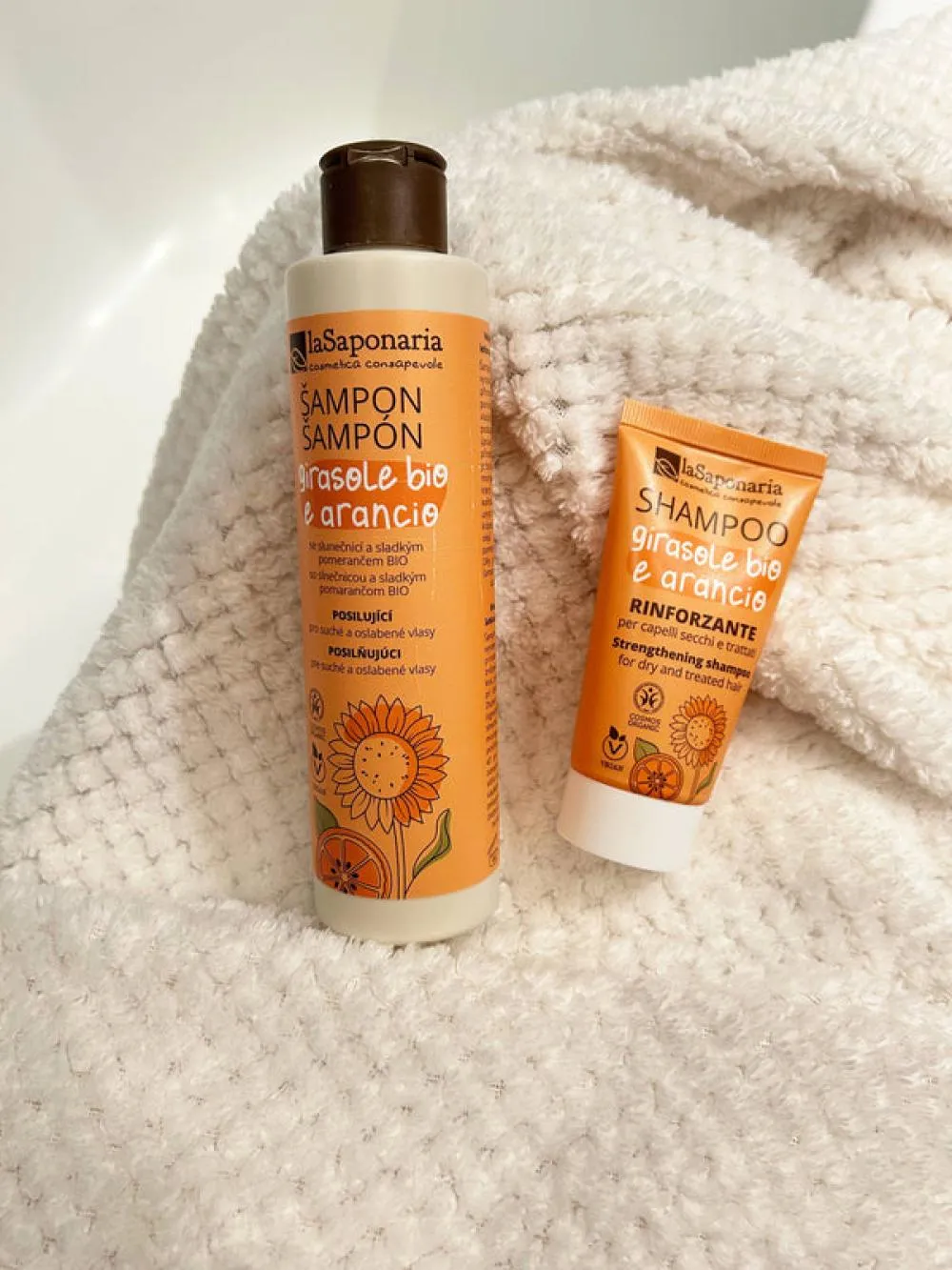 laSaponaria Shampooing au tournesol et à l'orange douce BIO (200 ml)