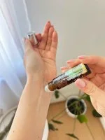 Natasha Roll-on Mélange d’huiles essentielles - Esprit clair (10 ml) - un coup de boost à tout moment et partout