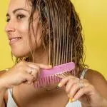 Officina Naturae Après-shampooing pour cheveux secs BIO (150 ml) - idéal pour les pointes fourchues