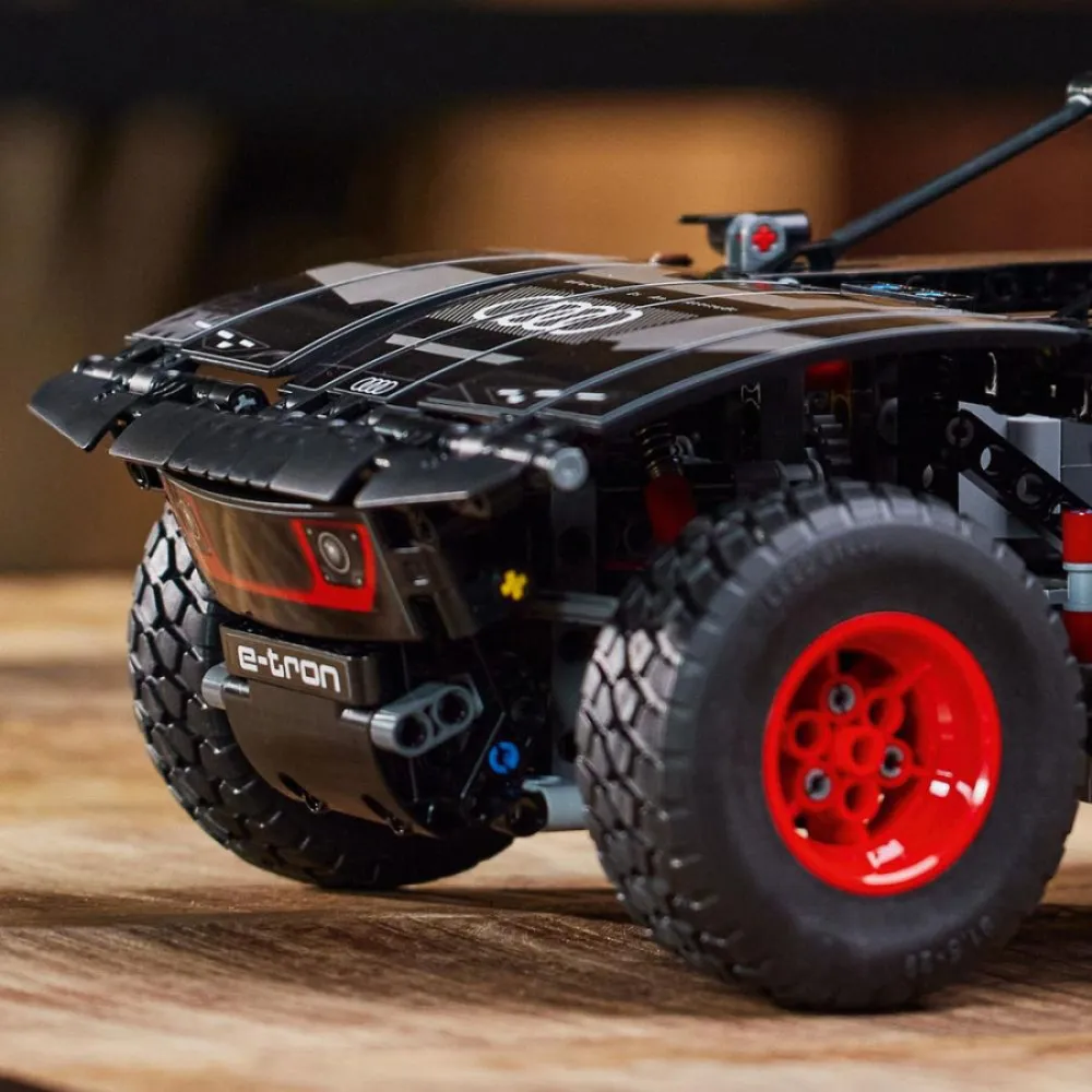 Technic 42160 Audi RS Q e-tron