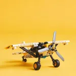 Technic 42198 Avion pour les zones reculées