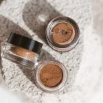 Uoga Uoga Fard à paupières minéral en poudre libre à l'ambre (1 g) 740 Star Box - 10 teintes