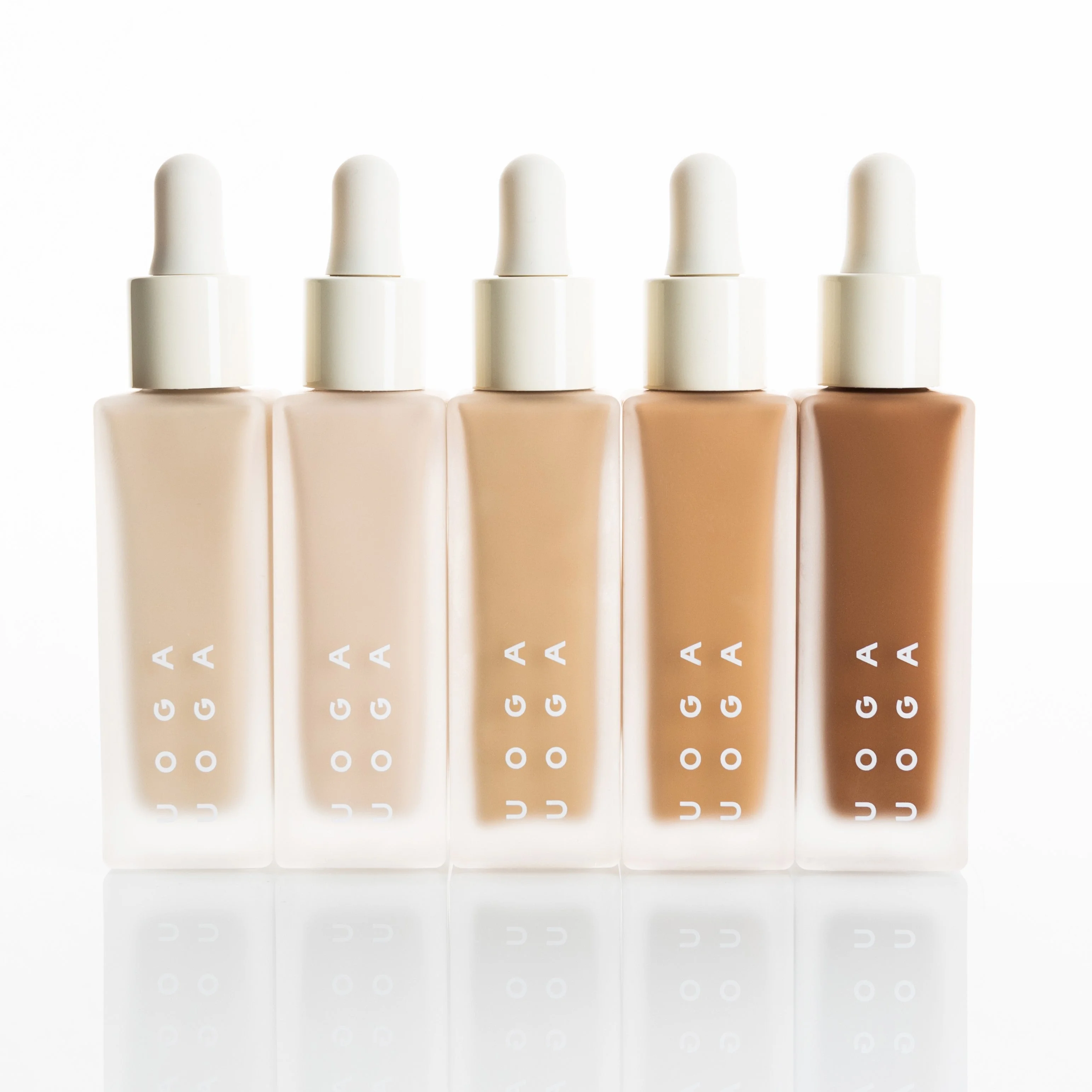 Uoga Uoga Fond de teint minéral liquide et sérum SPF 20 BIO (30 ml) 685 Desolate Shore - hydrate et protège la peau