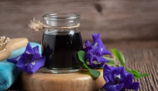 Le secret naturel de la beauté se cache dans l'huile de bourrache