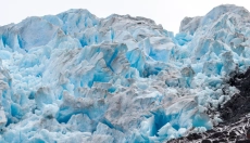 Eau de glacier - une histoire de pureté préservée depuis des millénaires