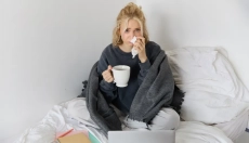 Que nous disent les ongles violets sur notre corps ?